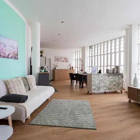 Nahe Messe & Zentrum, Parkplatz Inklusive Apartamento *